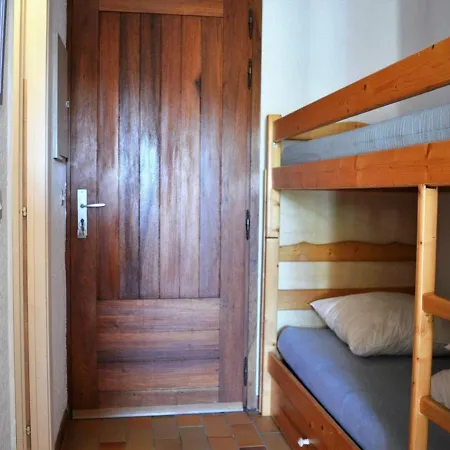 Coin Nuit Proche Avec Parking - - Fr-1-251-83 Apartamento *