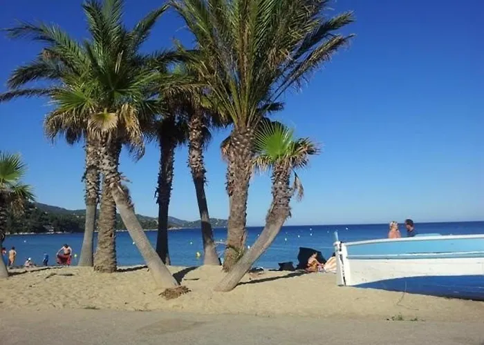 Coin Nuit Proche Avec Parking - - Fr-1-251-83 Apartment